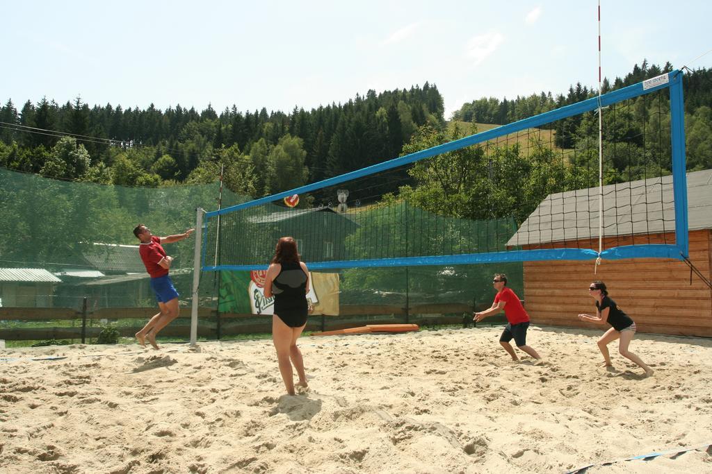 Penzion Rzehaczek Dolní Lomná Esterno foto