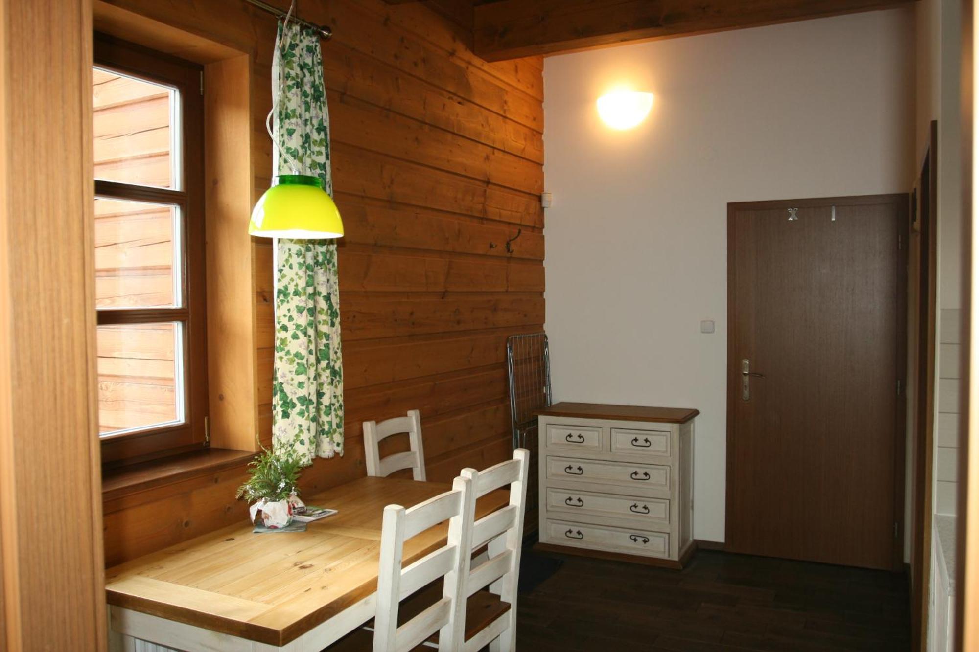Penzion Rzehaczek Dolní Lomná Esterno foto